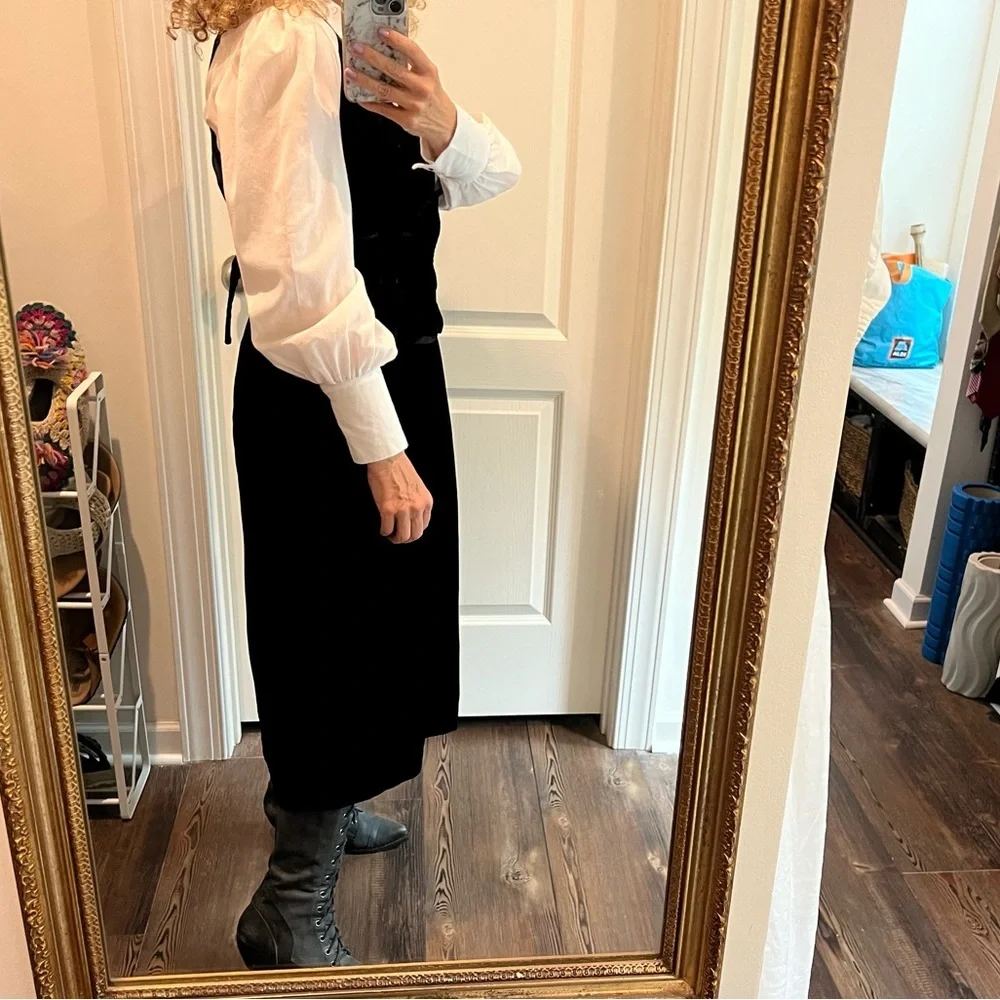 Vintage classic black